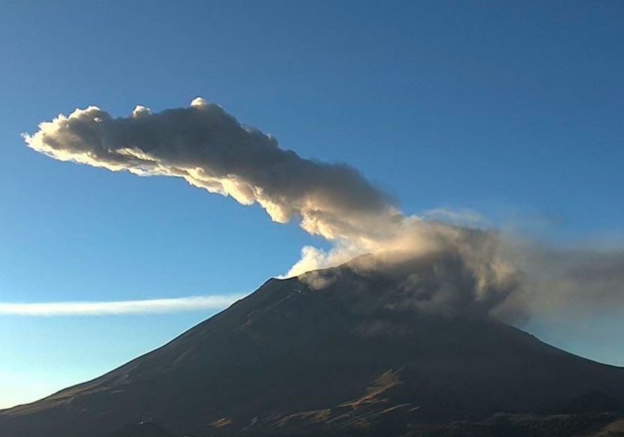 Tras explosiones volcánicas del Popocatépetl, continúa alerta en Amarillo Fase 2