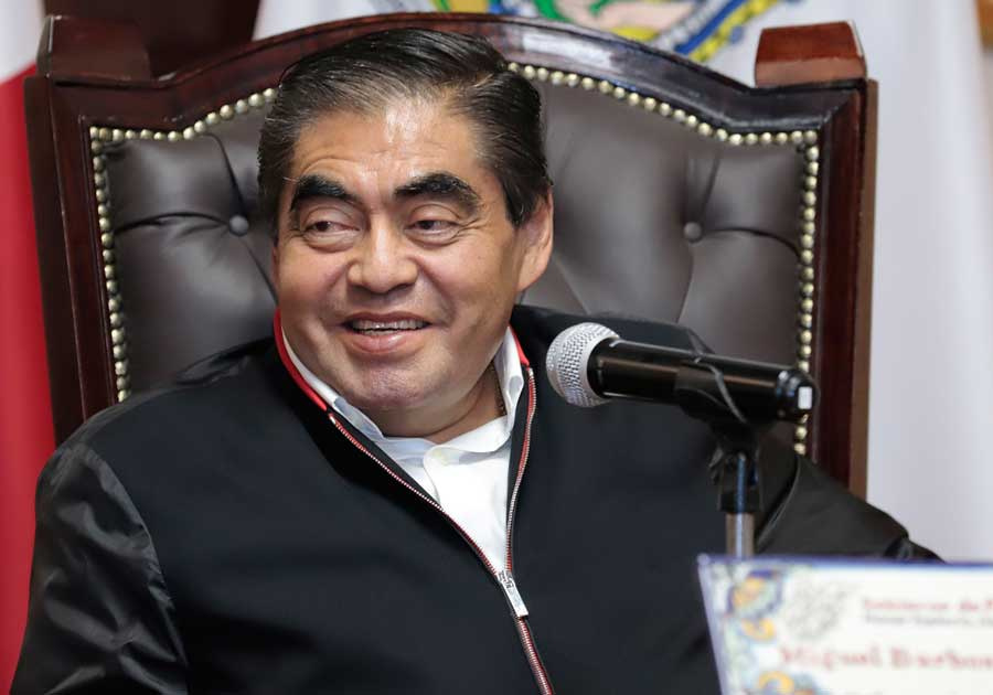 Ejecuta gobierno estatal proyectos para desarrollo de Puebla por 20 a&ntilde;os, reitera MBH