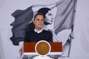 Claudia Sheinbaum env&iacute;a al Congreso de la Uni&oacute;n iniciativa de renuncia a la doble nacionalidad para ocupar cargos de presidencia y gubernaturas