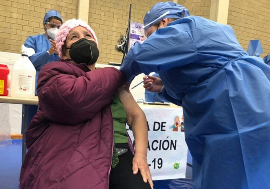 Inicia vacunaci&oacute;n de 50 y m&aacute;s en Atlixco, Amozoc, Iz&uacute;car y conurbados