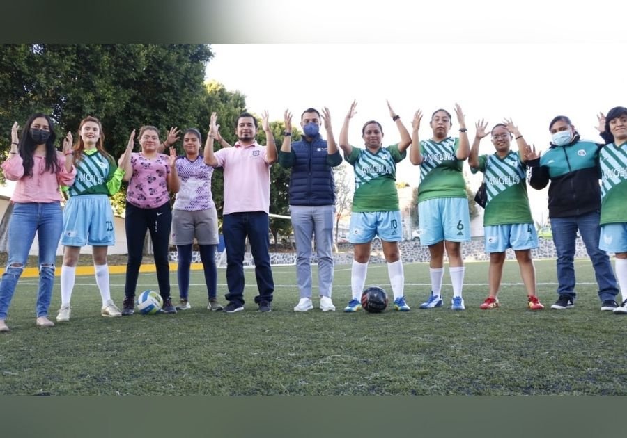 Otorga Ayuntamiento espacios deportivos a Asociación de Sordos de Puebla