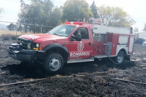 Sofoc&oacute; Bomberos de Texmelucan incendio de pastizal en zona del ITSSMT