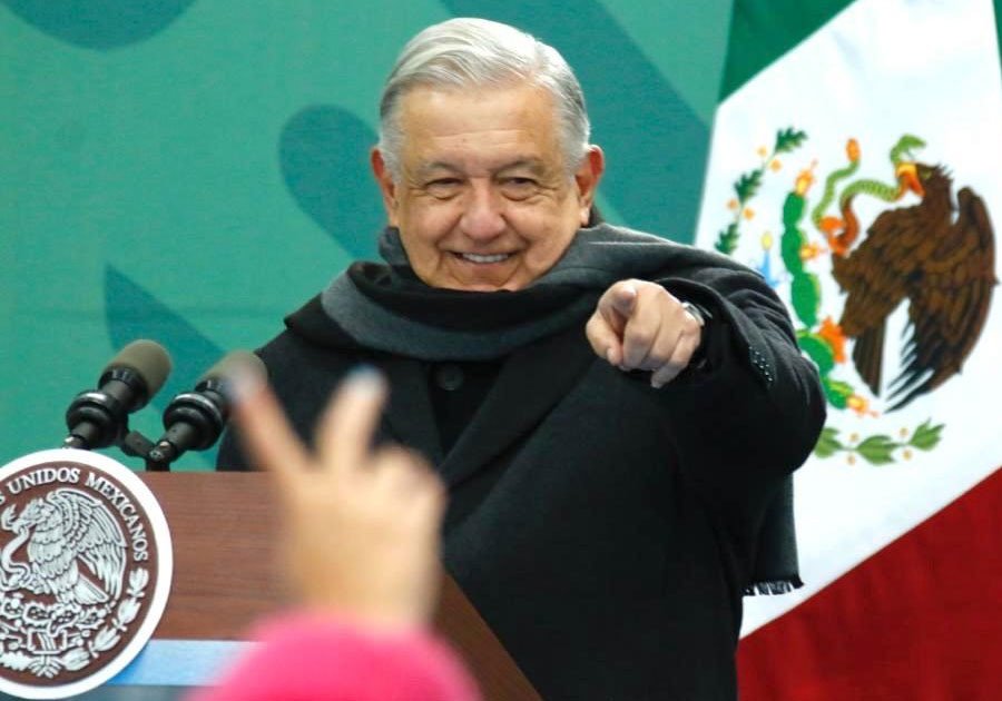 Confirma AMLO asistencia a desfile del 5 de Mayo