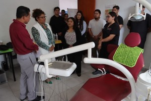 Tere Alfaro acerca atenci&oacute;n dental a la Inspector&iacute;a de Nuevo Le&oacute;n