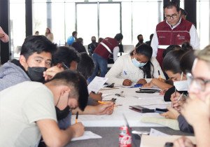 Lleva gobierno de Puebla a Ciudad Modelo Feria de Empleo para Mujeres