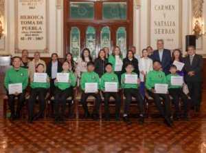 Entrega Pepe Chedraui reconocimientos a “Niños Calculadora”