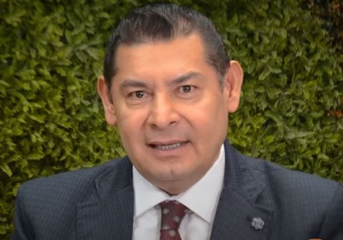 Soy el motor que puede acompañar a AMLO, Sheinbaum y Sergio Salomón en 2024: Armenta