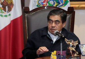 Confirma Barbosa que FGR liberó a policías estatales detenidos en Esperanza