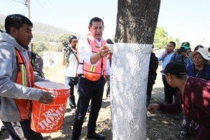 Alejandro Armenta impulsa gobierno de territorio con faena comunitaria en Puebla