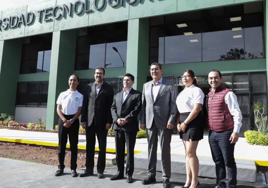 Invierte Gobierno de Puebla en infraestructura educativa para construir un mejor futuro: Sergio Salomón