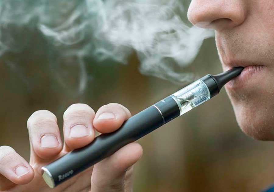 Por dañinos, Salud exhorta a población evitar uso de vapeadores