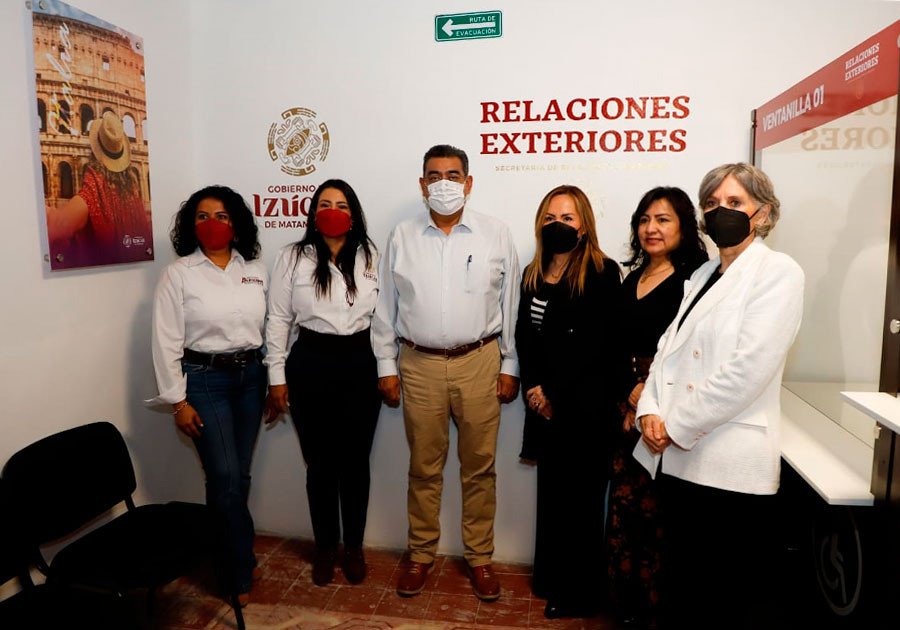 En Izúcar de Matamoros, Céspedes Peregrina inaugura oficina municipal de enlace de la SRE