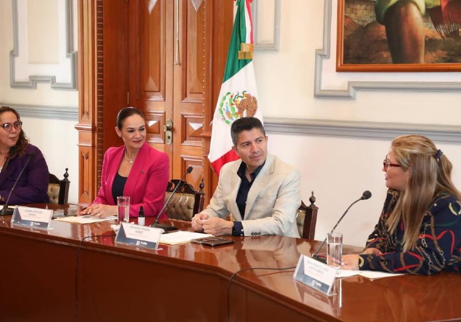 Estrechan lazos ERP y clubes rotarios en favor de Puebla capital