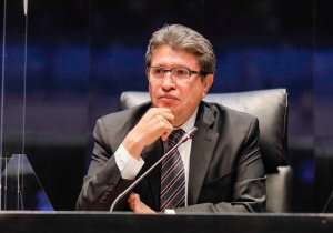 INE tiene recursos de sobra para revocación: Monreal
