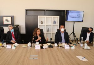 Coadyuvará gobierno estatal con universidades para integrar clúster de educación