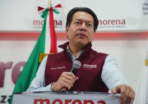 Sigamos Haciendo Historia pide remoción de Manuel López San Martín como moderador de debate
