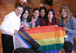 Reafirma Armenta compromiso con jóvenes poblanos