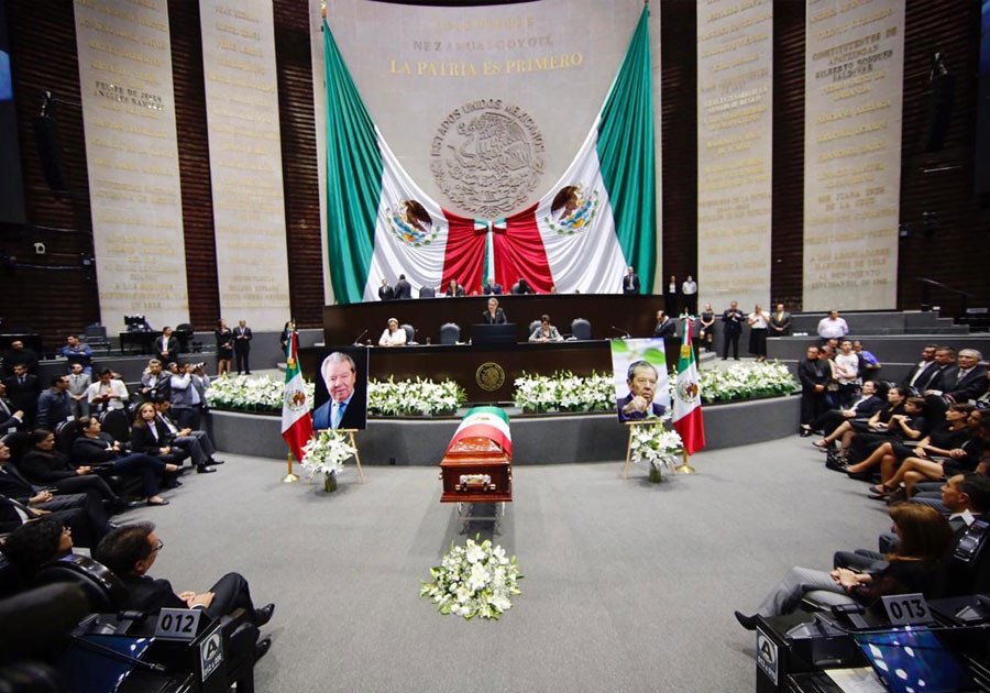 Rinden en San Lázaro homenaje de cuerpo presente a Porfirio Muñoz Ledo