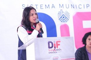 Transforma Lupita Cuautle vidas a 50 mujeres y hombres de San Andrés Cholula
