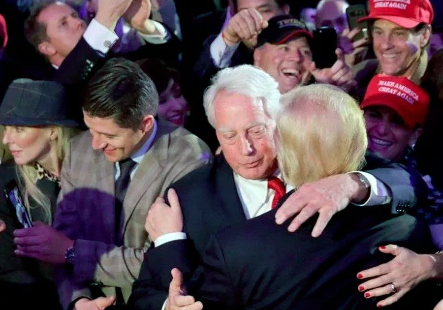 Murió el hermano menor de Donald Trump