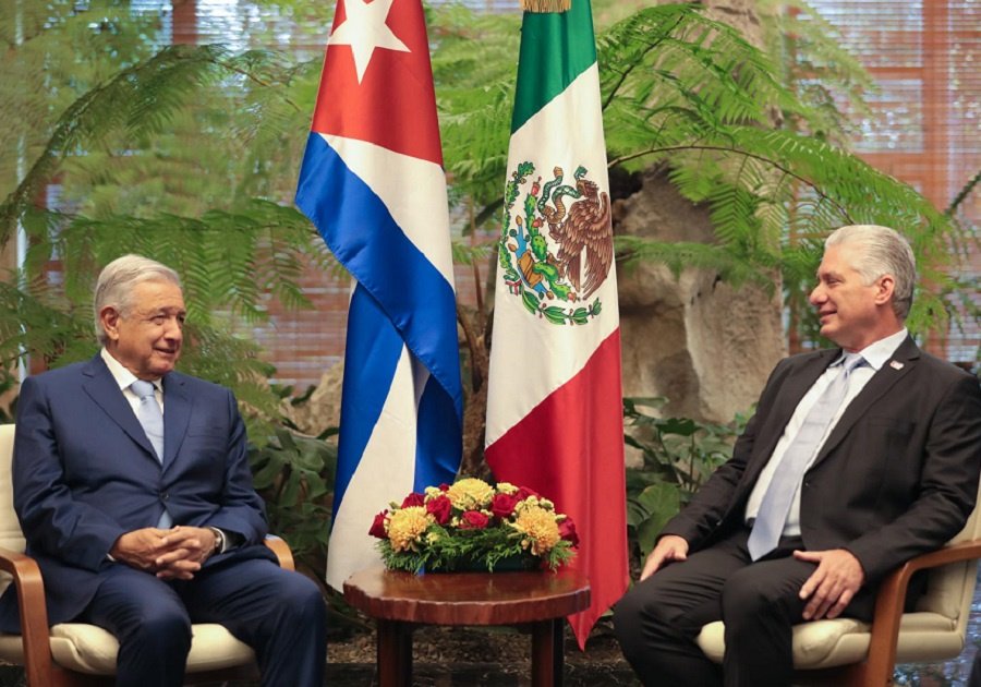 AMLO y Miguel D&iacute;az-Canel 