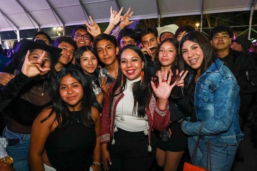 Con Tonantzin Fern&aacute;ndez, Cholula vive una noche llena de m&uacute;sica, alegr&iacute;a y tradici&oacute;n