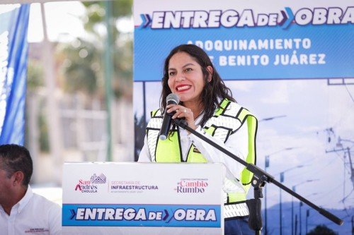 Avanza Lupita Cuautle en la modernizaci&oacute;n de vialidades, ahora en San Bernardino Tlaxcalancingo