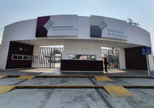 Premia SEP a estudiantes de Olimpiada del Conocimiento Infantil 2022