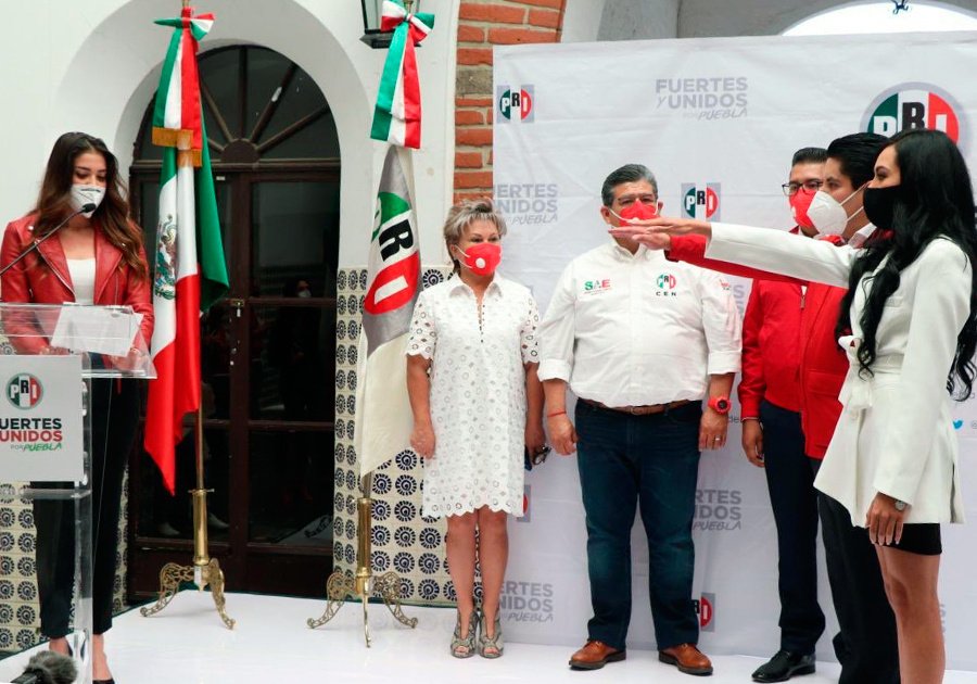 Protestan Zaira González y José Luis Carranza como dirigentes de PRI en Puebla