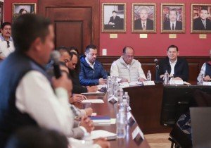 Armenta prioriza obras de la mano con municipios