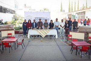 Omar Muñoz dignifica educación en Cuautlancingo