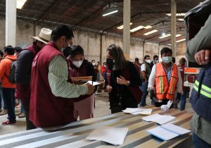 Llevan enseres y láminas a damnificados por huracán “Grace” en Xicotepec