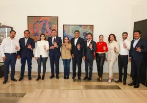 Encabeza Sergio Salomón encuentro en favor de la unidad por Puebla