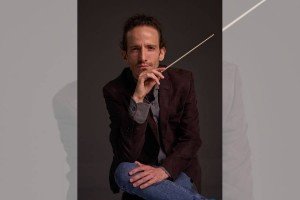 Andrés Penella, uno de los compositores más versátiles del audiovisual y el teatro mexicano