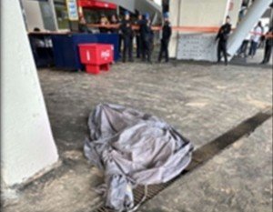 Muere aficionado tras ca&iacute;da en el Estadio Azteca previo a M&eacute;xico vs Portugal