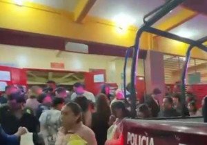 Asaltan taquilla de Arena Puebla en plena función