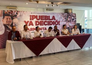 Denuncia José Luis Figueroa entrega de despensas en Tetela