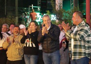 Celebra Chedraui fiestas decembrinas con pobladores de San Baltazar Campeche