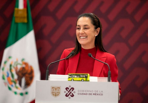 Estamos produciendo autobuses el&eacute;ctricos de carga y de pasajeros, 100% mexicanos: Sheinbaum