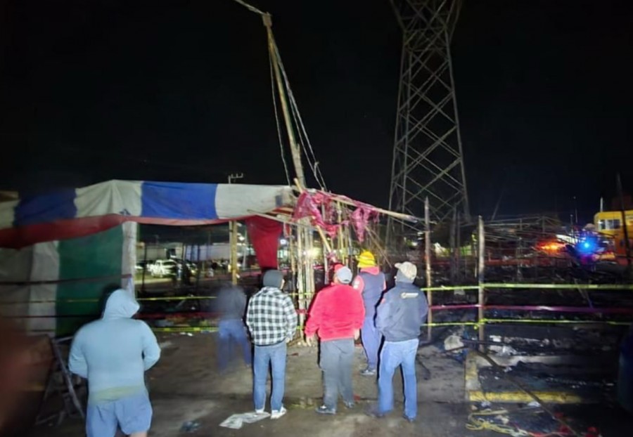 Controla Protección Civil incendio en central de abasto de Huixcolotla