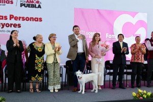 Personas adultas mayores son pilares en las familias: Armenta Mier