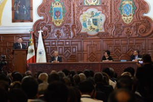 Gobierno estatal refrenda respeto a autonom&iacute;a de la BUAP y continuidad en proyectos conjuntos