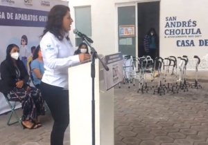 Entrega DIF San Andrés aparatos ortopédicos en Concepción Guadalupe