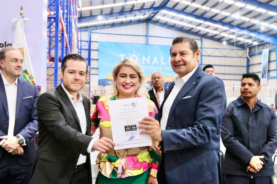 Cumple Armenta compromiso de campa&ntilde;a al inaugurar la F&aacute;brica de Paneles Solares &ldquo;Tonalli&rdquo;