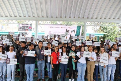 Becas de Conectividad, herramienta de comunicación con las juventudes