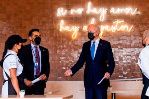 Celebra Biden el 5 de mayo con tacos y enchiladas