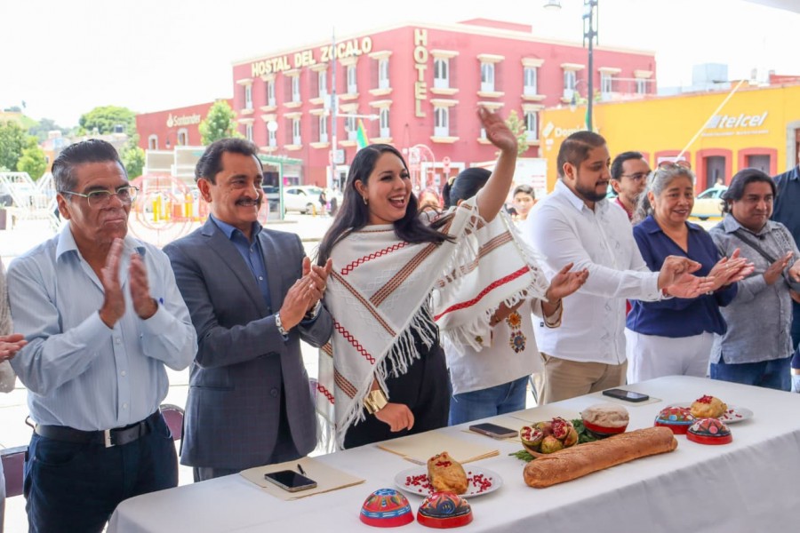 Invita Tonantzin Fern&aacute;ndez a la Exposici&oacute;n Gastron&oacute;mica del Chile en Nogada