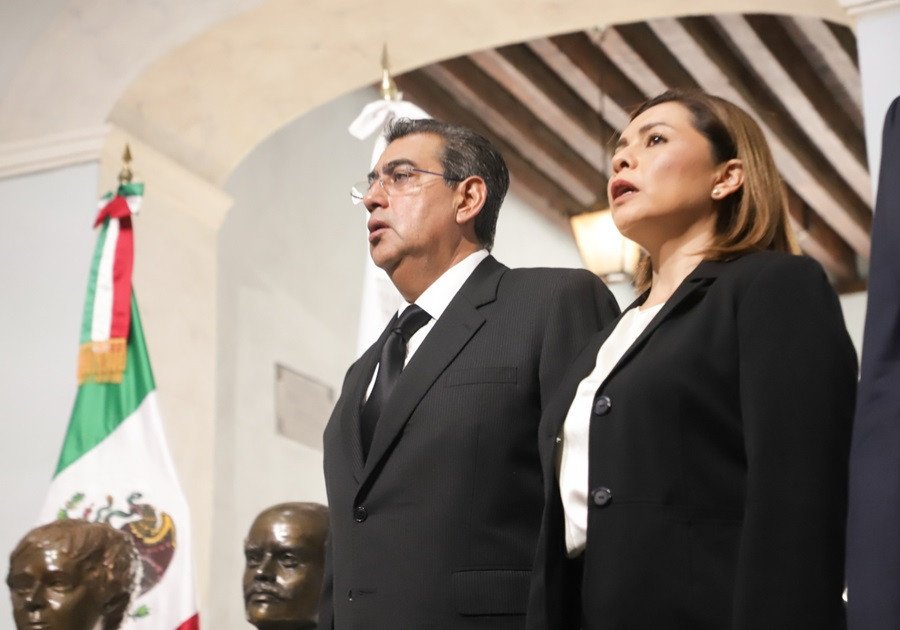 Convoca Sergio Salom&oacute;n a sociedad y funcionarios a reafirmar su compromiso con Puebla y M&eacute;xico
