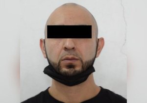 Atrapan a sujeto con 300 recipientes con marihuana