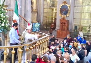 Llama Eugenio Lira a mantener la esperanza frente a la adversidad